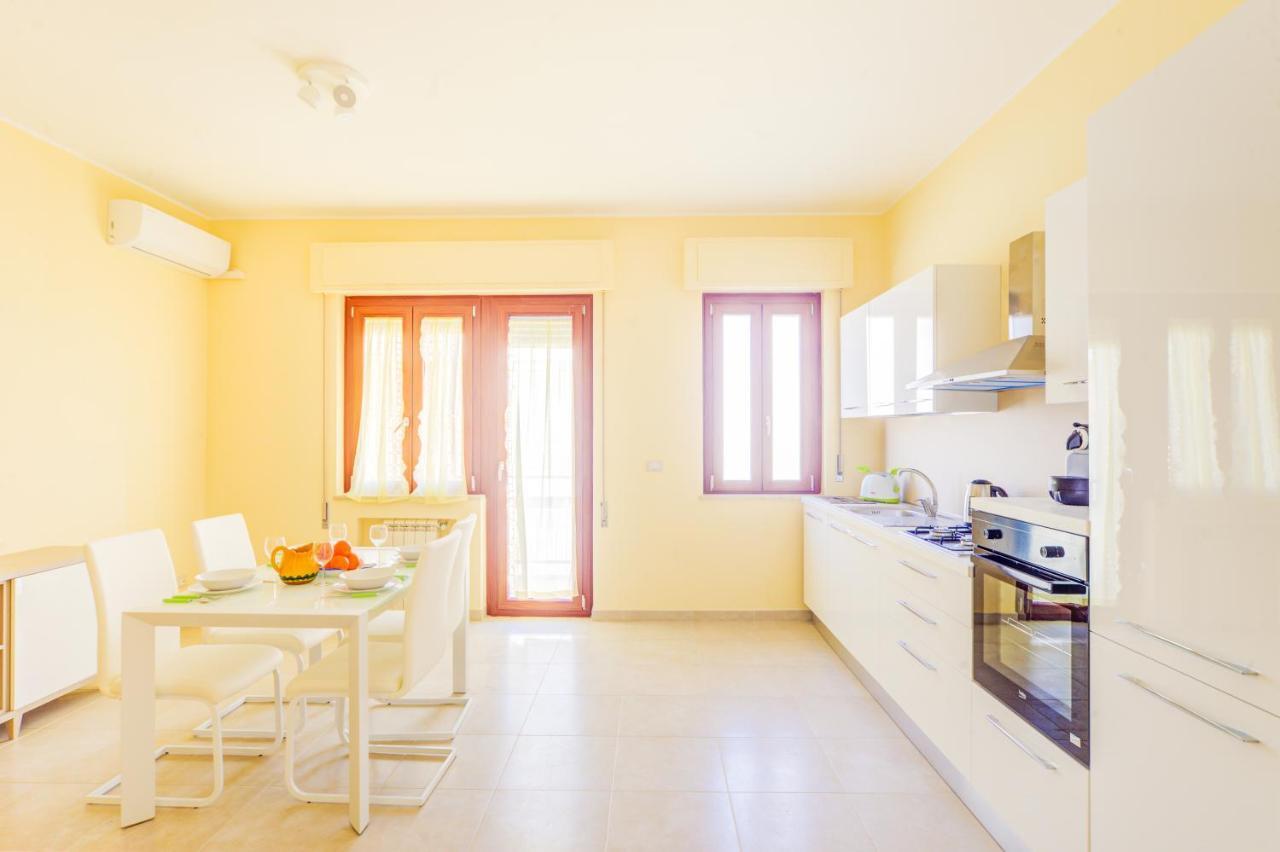 Domus Iose Seaview Apartment Syracuse Ngoại thất bức ảnh